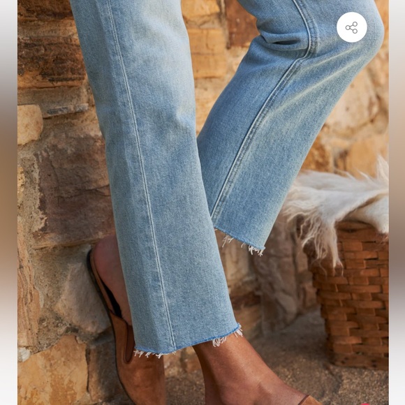 Frank & Eileen Monaghan Mom Jeans in 1990 Wash sz 30 29 raw hem - Picture 2 of 9